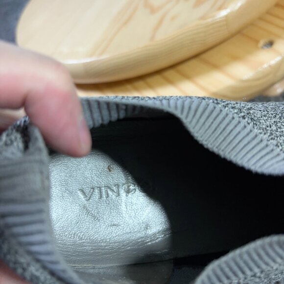 Vince Theroux Knit Sock Sneakers Womens 7.5 Gray Slip On Low Top Casual Shoes - Picture 6 of 7
